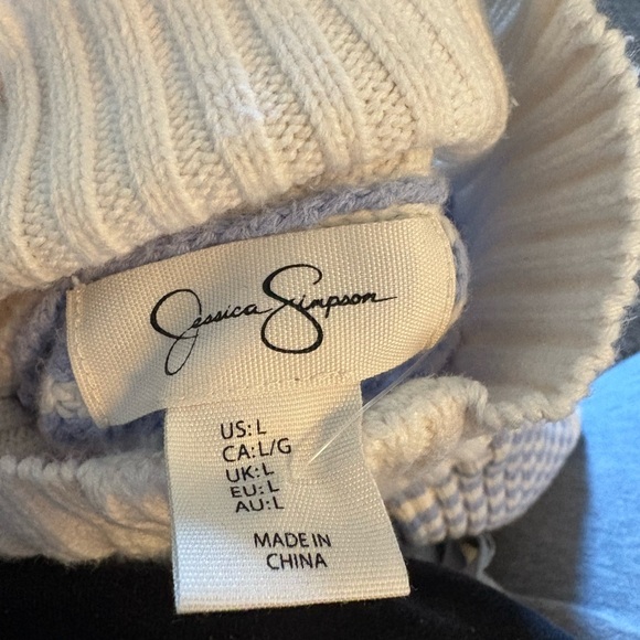 Jessica Simpson Blue and Cream Turtleneck Sweater - Picture 2 of 2